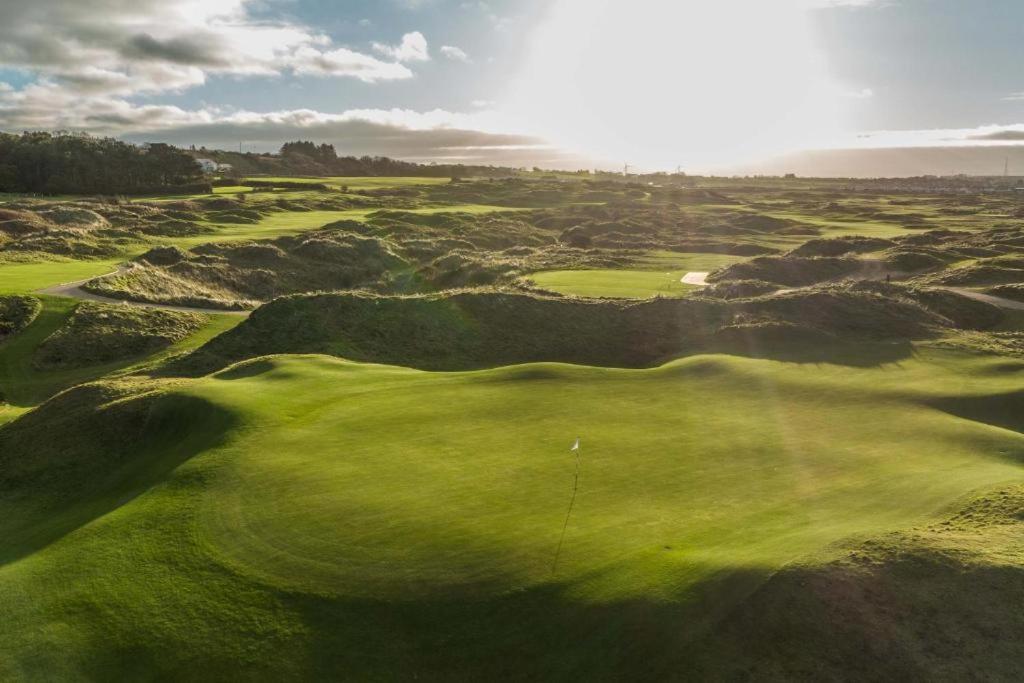 4 Golf Terrace - Portrush By The Sea Apartment Екстериор снимка